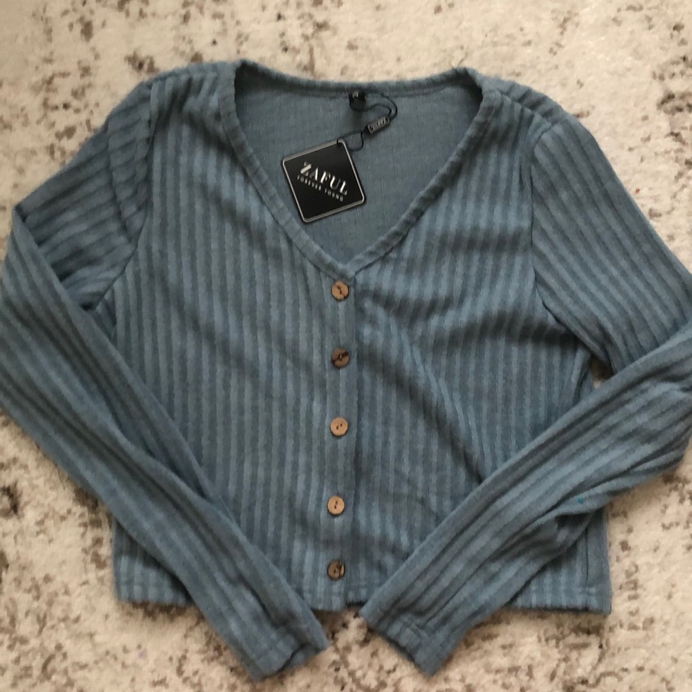 Ribbed Button Up Cardigan; color blue grey